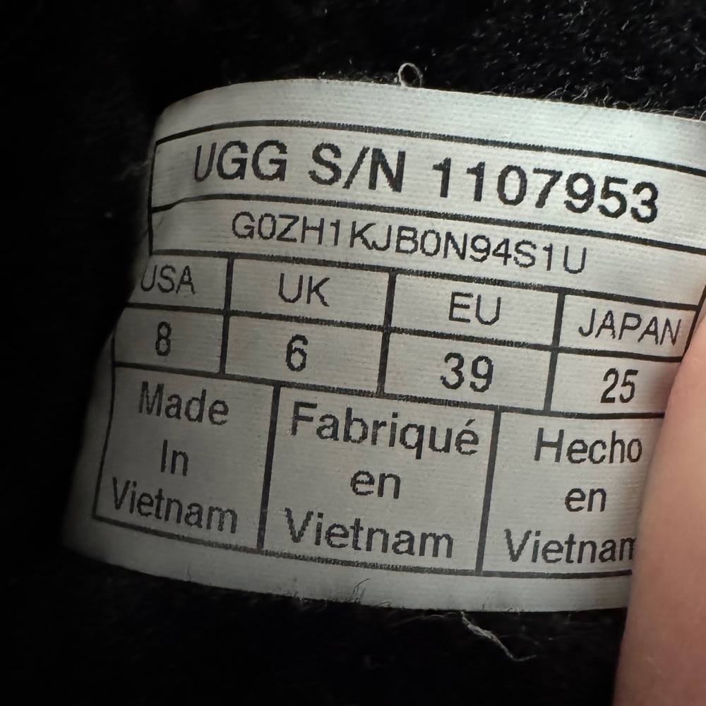 Ugg Oh Yeah Slides - image 6